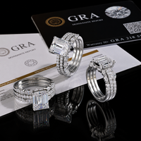 Bague de fiançailles pour femme en argent 925 avec moissanite taille émeraude VVS couleur D, large bande, certificat GRA - En stock, en promotion