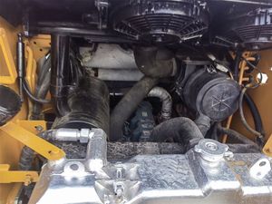 Second Hand Caterpillar 226B Wheel Skid Steer Original Hydraulic ROPS Cab Flexible Turning Full Inspection - Product Image 5