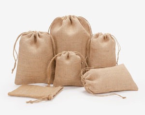 Kit de resaca de lino y yute con cordón Bolsas de regalo Kit de recuperación de viaje para niñas Bolsas - Product Image 4