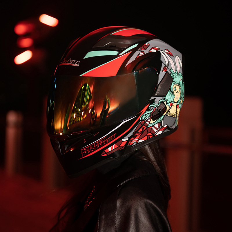 Lapine avec des miroirs colorés