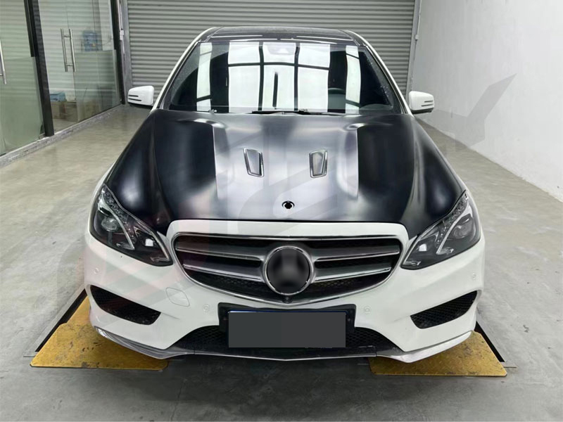 how-to-choose-the-best-w212-hood-for-your-mercedes-benz