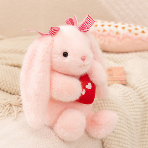 Muñeca de conejo de orejas largas esponjosas de felpa supersuave con corazón y lazo de 33cm - Product Image 2