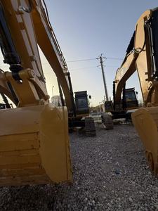 Excavatrice sur chenilles Caterpillar 349 d'occasion avec une efficacité élevée, une puissance robuste et des performances stables pour les travaux de construction lourde - Product Image 2