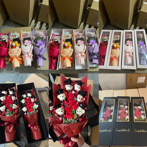 دمية دب من الزهور الاصطناعية وباقة ورود صابونية كهدية للزفاف وعيد الحب مع صندوق هدايا - Product Image 5