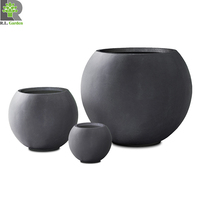 Pot de fleurs carré minimaliste en argile légère, fait main, écologique, pour l'intérieur et l'extérieur, personnalisable