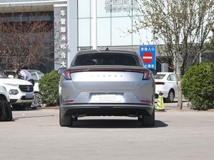 Nuova <span class=keywords><strong>Auto</strong></span> Elettrica ARCFOX Alpha S6 160 kW, Veicolo a Nuova Energia Esportato dalla Cina, Berlina Elettrica BB <span class=keywords><strong>Auto</strong></span> Group Modello 2025 - Product Image 5