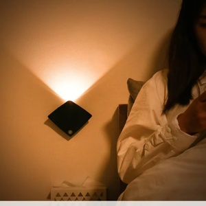 ไฟตกแต่งกลางคืนแบบเซ็นเซอร์ LED 60 ลูเมน รูปทรงปลาปีศาจ ชาร์จไฟได้ ติดผนัง ปรับอารมณ์ได้ - Product Image 2