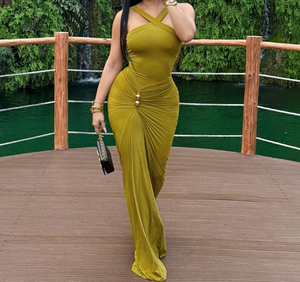 Viviblook Z0131DS Nuevo Vestido Elegante para Mujer, Diseño Cruzado con Tirantes, Color Sólido, Plisado, Maxi, Cola de Pez - Product Image 1