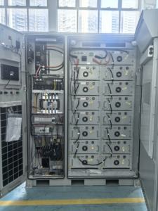 Système de stockage de batteries haute tension PowMr 241 kWh avec conteneur PCS 125 kW pour usage commercial et industriel - Product Image 2