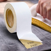 Les rouleaux de papier de verre auto-adhésifs abrasifs en alumine de haute qualité sont utilisés pour la réparation automobile, le polissage du bois et le meulage