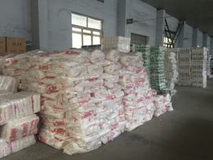 Vente en gros de <span class=keywords><strong>papier</strong></span> <span class=keywords><strong>toilette</strong></span> en pâte vierge 2 plis doux au toucher et essuie-mains pour matière première à usage domestique rouleau jumbo mère - Product Image 5