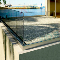 Balustrade de balcon contemporaine en verre sans cadre en aluminium avec profil en U et accessoires de main courante pour hôtels/villas