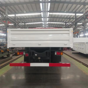 Camión de carga de <span class=keywords><strong>cama</strong></span> plana Isuzu superventas con 10 toneladas 12 toneladas Camión grúa precio Camión grúa 6x4 camión de carga - Product Image 2