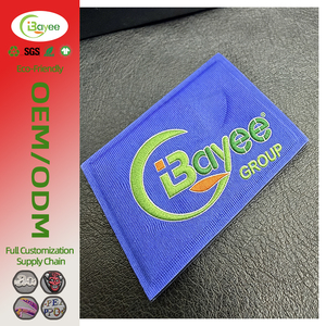 Étiquettes personnalisées pour vêtements, patchs en silicone avec lettres en relief, patchs thermocollants, étiquettes de vêtements personnalisées - Product Image 1