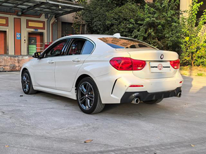 <span class=keywords><strong>BMW</strong></span> <span class=keywords><strong>Série</strong></span> <span class=keywords><strong>1</strong></span> 2021 120i M <span class=keywords><strong>Sport</strong></span> Shadow <span class=keywords><strong>Edition</strong></span> Berline 5 places Transmission automatique Euro VI Sièges en cuir Essence foncé - Product Image 5