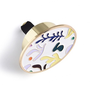 Diffuseur de parfum créatif pour voiture, mini clip de ventilation, désodorisant de voyage, mini rafraîchisseur d'air pour voiture - Product Image 2