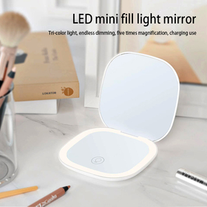 <span class=keywords><strong>Specchio</strong></span> Portatile <span class=keywords><strong>LED</strong></span> Tricolore con Ingrandimento 3X/5X/10X, Logo Personalizzabile, <span class=keywords><strong>Specchio</strong></span> Compatto Pieghevole Illuminato da Viaggio - Product Image 2