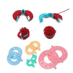 <strong>Pompom</strong> Ball <strong>Maker</strong> for Knitting Soft Balls, 4 Sizes, 8 Pieces. - Product Image 3