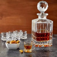 Vente en gros de 50ml de mini verres à bière avec poignées pour cadeau d'anniversaire de fête