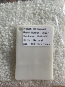 Composé de polyuréthane thermoplastique (<span class=keywords><strong>TPU</strong></span>) modifié pour pneus de camions spéciaux, dureté Shore <span class=keywords><strong>60D</strong></span> 100A, couleur personnalisable - Product Image 1