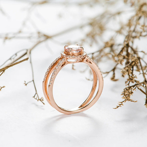 Anello Creativo a Linee Incrociate per Donne, Gioiello da Dito Scintillante e alla Moda - Product Image 4