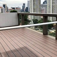 Planche de terrasse WPC moderne 25 mm à grain de bois, co-extrusion PVC, noyer, système clic, pour extérieur, jardin, résistante à l'humidité et à l'eau