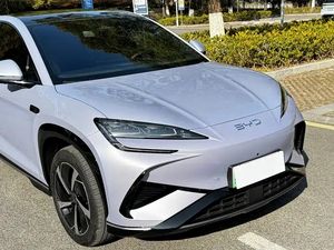 Auto Usata SUV 2024 BYD Sea Lions 07 EV, Veicolo Elettrico Puro con Autonomia Massima - Product Image 3