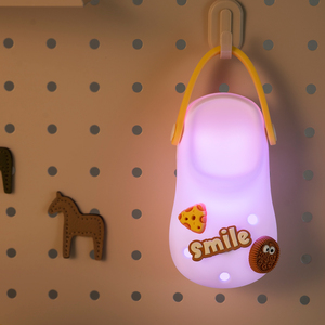 Veilleuse LED miniature moderne et colorée, design <span class=keywords><strong>Crocs</strong></span> mignon, contrôle vocal, RGB créatif, petite veilleuse pour chambre d'enfant, décoration de salon - Product Image 4