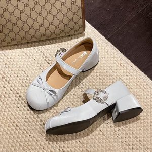 Chaussures Mary Jane pour femmes, bout carré, nœud, boucle en strass, talon bloc, en similicuir, style décontracté chic, 3 couleurs - Product Image 4