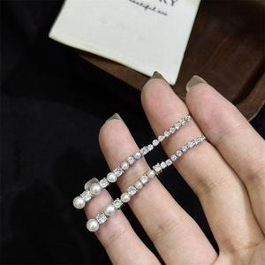 <span class=keywords><strong>Orecchini</strong></span> Pendenti con <span class=keywords><strong>Perle</strong></span> d'Acqua Dolce, Ago in Argento S925, Zirconi Brillanti Effetto Esplosione Bianca - Product Image 4