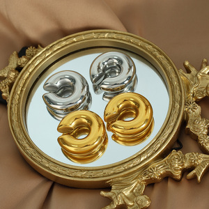 ต่างหูแบบติดหู รูปทรงตัวยู เรขาคณิต กลวง สีทอง สีเงิน เครื่องประดับแฟชั่นสำหรับงานปาร์ตี้ - Product Image 2