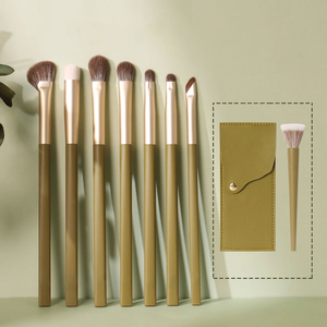 Ensemble professionnel de <span class=keywords><strong>7</strong></span> pinceaux de maquillage, poils synthétiques doux, étiquette privée, logo personnalisé, OEM, collection de pinceaux cosmétiques en gros - Product Image 1