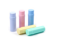 Matériau écologique, tube de déodorant rotatif lisse et brillant minimaliste pour les soins d'hygiène personnelle