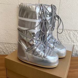 Bottes de neige classiques MOON de luxe haut de gamme, tendance de la mode, semelle épaisse, imperméables, tige en toile doublée de fourrure, lacets - Product Image 5