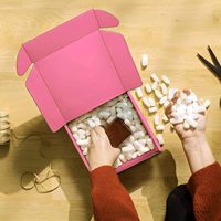 Emballage personnalisé en carton ondulé rose pour cosmétiques, boîte d'expédition postale pour produits de beauté avec logo