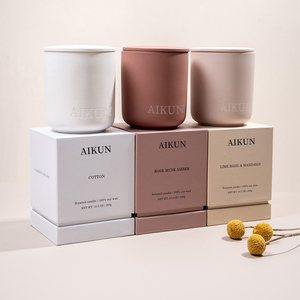 AIKUN Fournisseur en Gros Service OEM Bougie Parfumée Artisanale en Cire de Soja Matériau Céramique pour Parfum d'Ambiance et Marché des Cadeaux de Luxe - Product Image 2