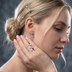 Boucles d'oreilles pendantes croix gothique pour femme, plaqué or blanc, pavé de zirconiums cubiques, motif fleur évasé, hypoallergéniques, cadeau de fête, vente en gros, OEM - Product Image 4