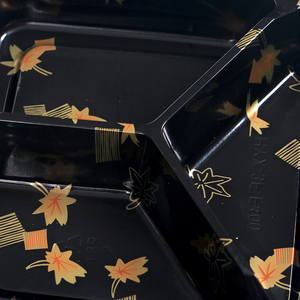 Plateau à <span class=keywords><strong>sushi</strong></span> jetable en plastique PET de qualité alimentaire avec couvercle, design créatif pour sushis et en-cas - Product Image 4