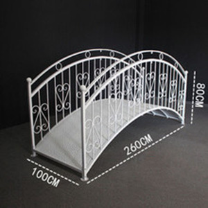 Arche <span class=keywords><strong>de</strong></span> mariage moderne en fer forgé, modèle Magpie Bridge |   Décoration d'escalier courbé élégante pour scène <span class=keywords><strong>de</strong></span> mariage et accessoires <span class=keywords><strong>de</strong></span> studio photo - Product Image 6