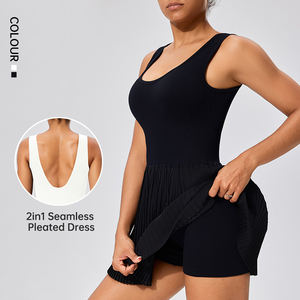 SHINBENE 2 in1 Nahtlose gerippte Damen Tennis kleider Flowy Plissee Workout Golf kleid mit eingebauten Shorts und BH - Product Image 1