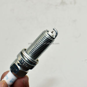 马自达CX-5 P51R-18-110 PE5R-18-110 PE5R-18-110A PE5S-18-110 P51R18110 PE5R18110 PE5R18110微笑汽车配件火花塞 - Product Image 6