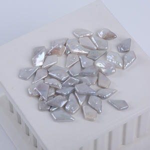 Perlas Barrocas de Agua Dulce de 9-11 mm, Forma de Punta de Lápiz, Partículas con Luz de Espejo, Blancas, de Forma Irregular, Venta al por Mayor del Fabricante - Product Image 4