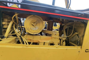 รถเกลี่ยดิน D7G แมวมือสองได้รับการดูแลเป็นอย่างดีปั๊มเครื่องยนต์หลักของหนอนผีเสื้อ D7G ตีนตะขาบ D7G D7R D7H - Product Image 4