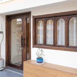 Cadre de fenêtre en bois massif couleur noyer, à charnières, résistant à l'eau, pour usage intérieur et extérieur - Product Image 2