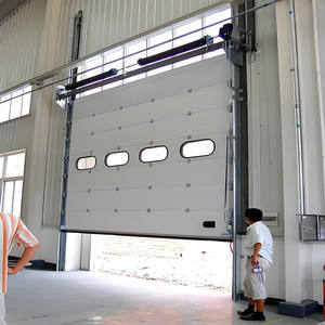 Porte de garage sectionnelle industrielle électrique à levage vertical avec fenêtre de visualisation pour entrepôts frigorifiques et zones de chargement - Product Image 6