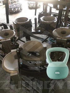 Machine de rotomoulage pour l'ingénierie tropicalisée et l'entretien facile, destinée aux animaux de saut, aux chevaux et aux ballons de sport - Product Image 2