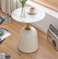 Table d'appoint en marbre pour canapé, meuble de salon nordique en bout de thé, lit moderne doré de luxe, table basse en marbre pour le salon