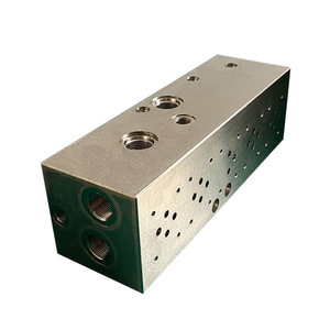 Bloc de commande hydraulique personnalisé 6 voies pour machines agricoles, installation filetée, utilisation huileuse en acier 45 - Product Image 1