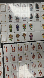 Juego de Mahjong Estilo Psicodélico Retro Americano, Fichas de Acrílico Transparente, Disponible en Stock - Product Image 2