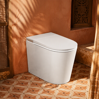 WC intelligent à poser au sol avec bidet intégré, siège chauffant, chasse d'eau automatique et télécommande